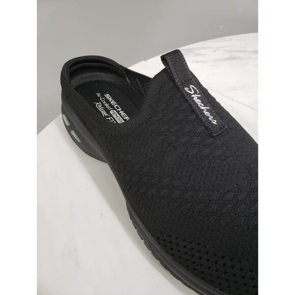 NEW Skechers Commute Time Slides Black Mesh Walking Sneaker Size 10 Slip On - Picture 3 of 9